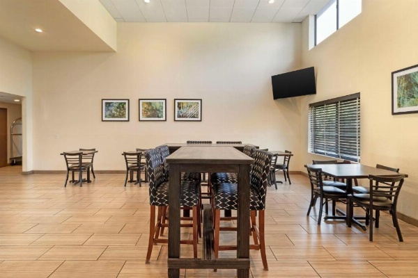 Best Western Heritage Inn - Chico image 12